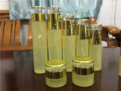 化妝品包裝瓶批發(fā) 化妝品包裝廠家 廣州市樂鑫玻璃制品廠 化妝品瓶子,玻璃瓶,膏霜瓶,精油瓶